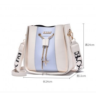 3936 WOMEN SLING BAG